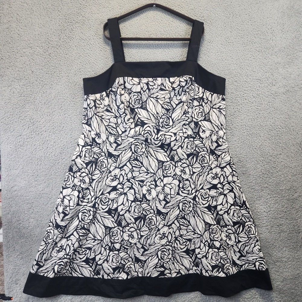 Lane Bryant Black White Floral Rose Print Strapped Dress Womens 26W Cottagecore